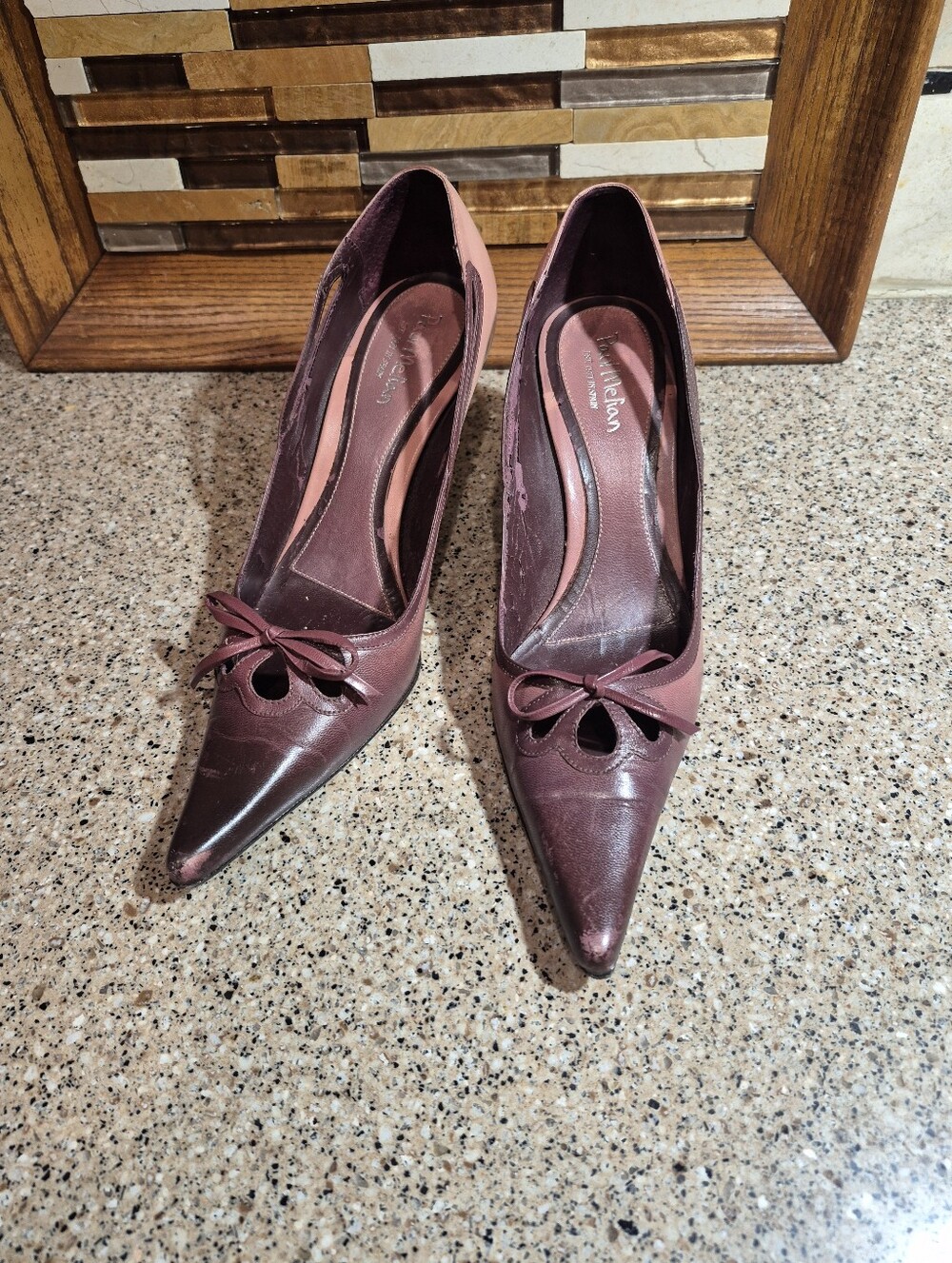 Vintage 1971 Classic Pointed Toe Bow Pumps - Mauve